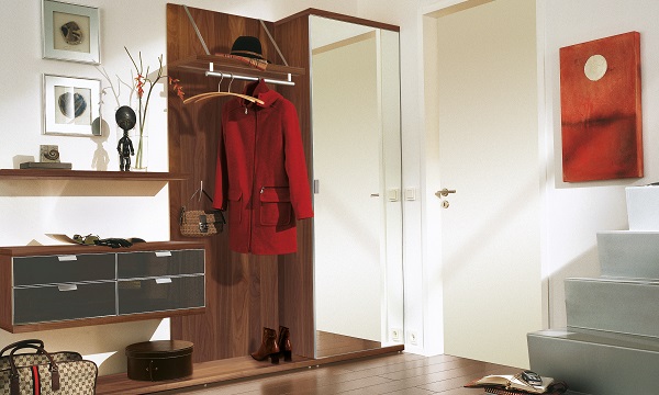no.1 ヒュルスタ ウォールナットの洋服掛け TAMETA-hallway no.1 ヒュルスタ ウォールナットの洋服掛け TAMETA-hallway