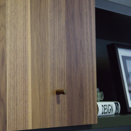 nowtimetv-unit12r-hinge-2